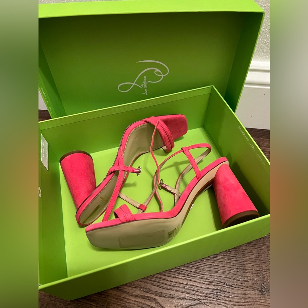Sam Edelman, KIT, Dahlia pink Suede block heel, size 8, never worn!